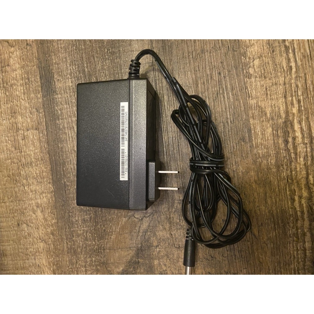 Netgear AC1750 WiFi Cable Modem Router‎ (C6300) - Picture 4 of 9